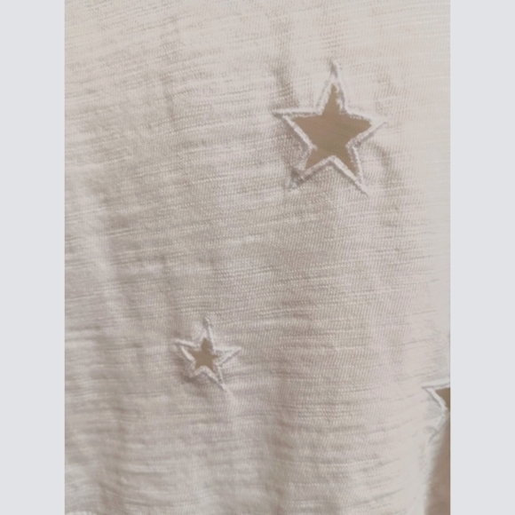 CHRLDR Mock Layered Sleevless Tank Top with Star Cutouts - Picture 6 of 9